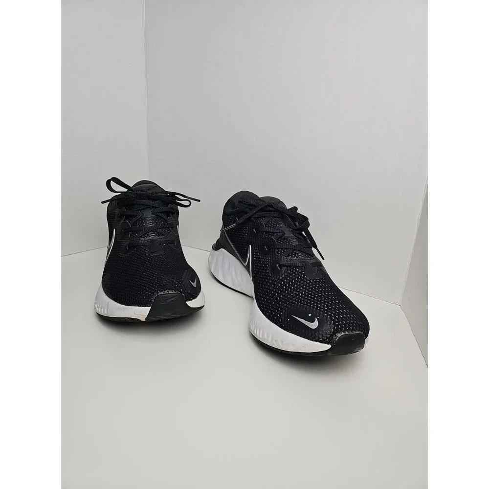 Nike pre owned